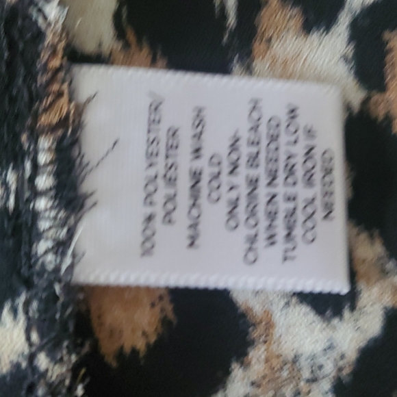 LOFT Leopard Print Flutter Sleeve Top - Picture 8 of 8